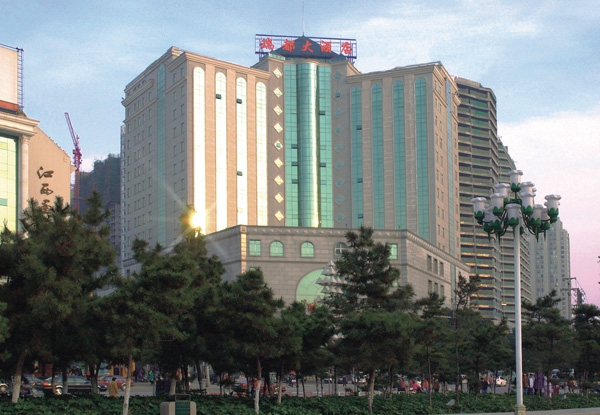 南昌市瑞都宾馆（位于八一广?。? />
																																												<div   id="dpcj7y7"   class="showBox">
																																													<a href="/jingpingongcheng/419.html" class="showBoxLink">南昌市瑞都宾馆（位于八一广?。?/a>
																																												</div>
																																											</div>
																																											
																																											<div   id="8dgmjfh"   class="porBbox">
																																												<div   id="g2c48on"   class="leftBox">
																																													<div   id="hycwaky"   class="proTitle">
																																														南昌市瑞都宾馆（位于八一广?。?																																												</div>
																																												</div>
																																											</div>
																																										</div>
																																																																																				<div   id="jlsif26"   class="proLi">
																																											<div   id="ywsvc8r"   class="porTbox">
																																												<img src="/UploadFiles/2012-01/admin/2012010912191953478.jpg" title=